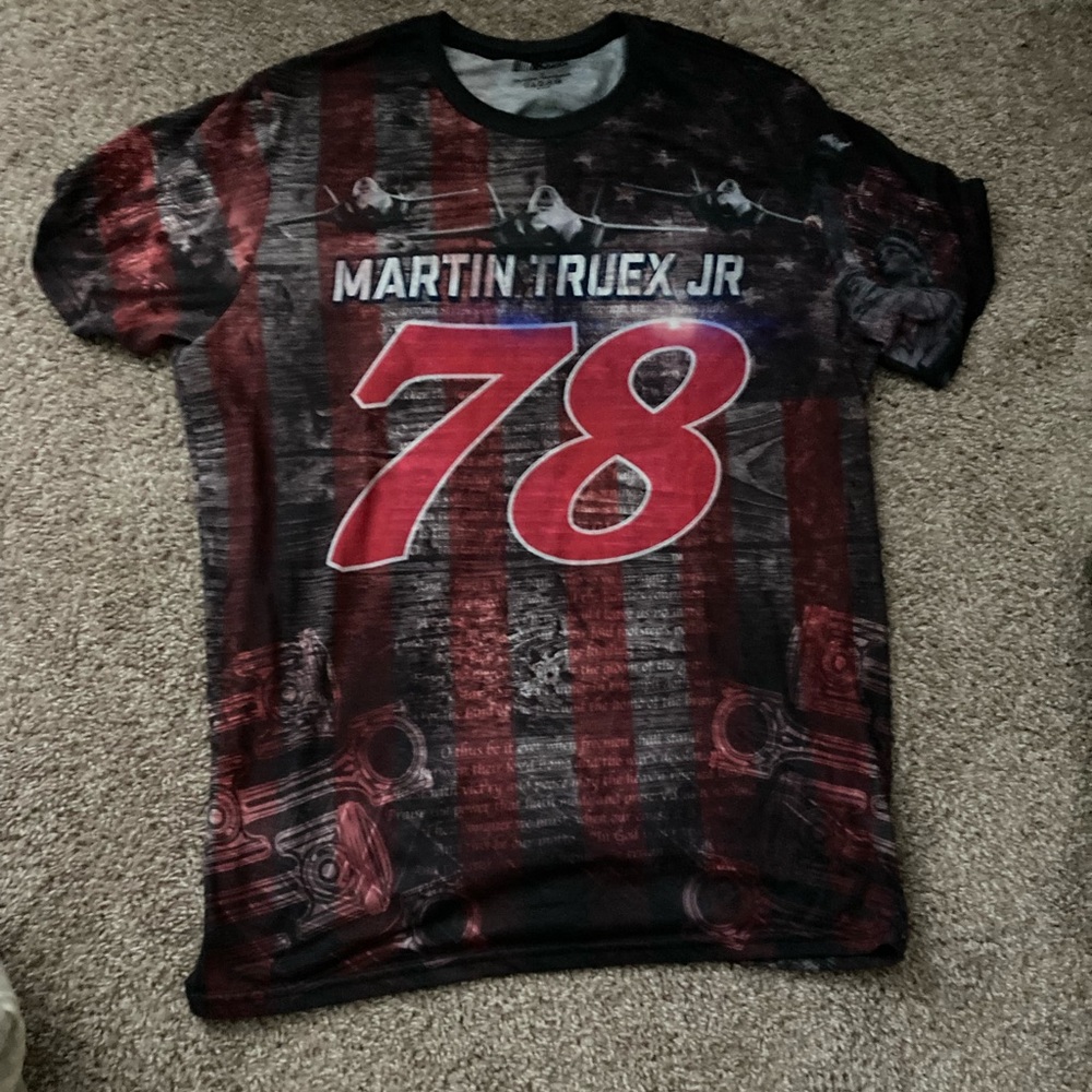 Martin truex jr. Grpahic nascar t shirt